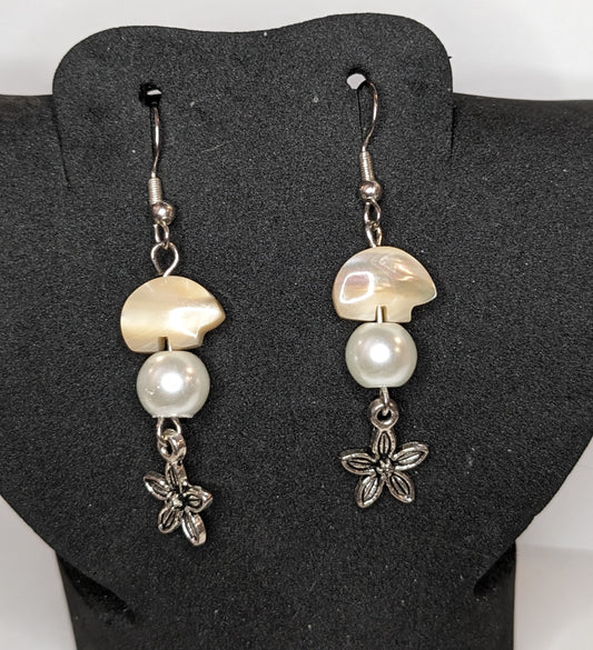 Shell & Pearl Bear Flower Dangle Earrings