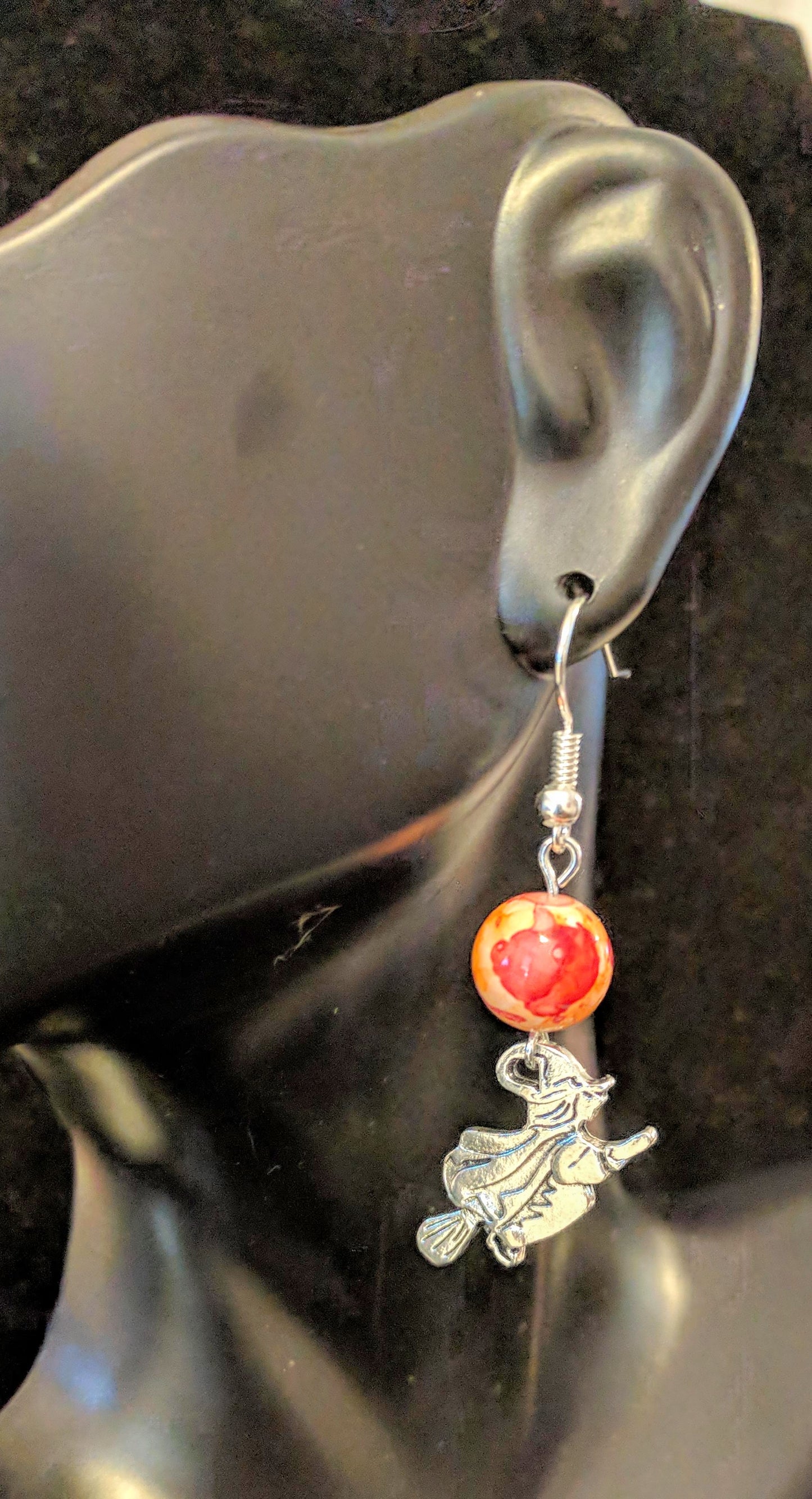 Halloween earrings. A witch and a her familiar! Beaded Earrings Dragon & Wolf Designs   